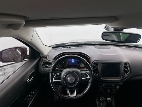 Used 2019 Jeep Compass Trailhawk AWD/4WD image 20