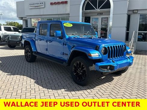 Used 2023 Jeep Gladiator Overland image 4