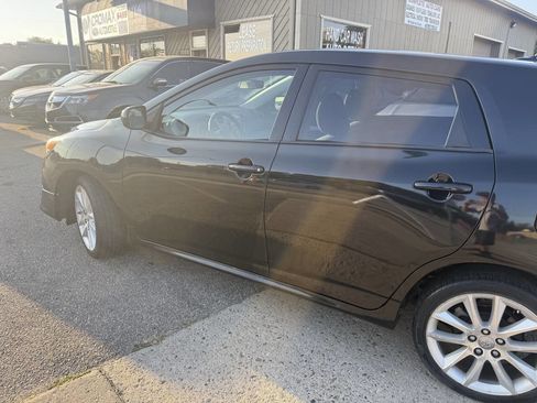 Used 2009 Toyota Matrix XRS image 11