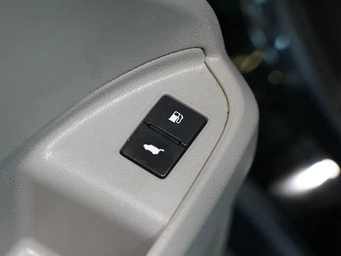 Used 2017 Honda Pilot Touring image 38