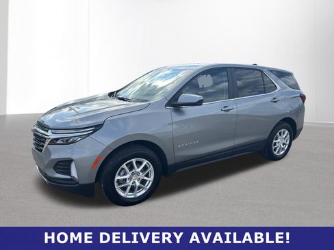 Used 2024 Chevrolet Equinox LT image 3