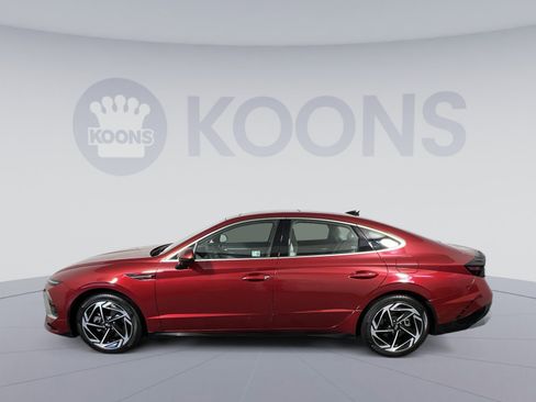 Used 2024 Hyundai Sonata SEL w/ Convenience Package FWD image 7