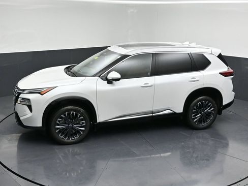 New 2026 Nissan Rogue Platinum w/ Tech Package image 29