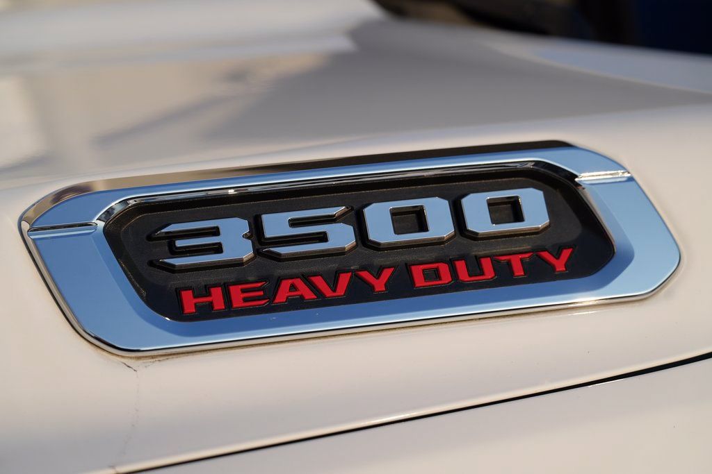 Used 2019 RAM 3500 Limited AWD/4WD image 17