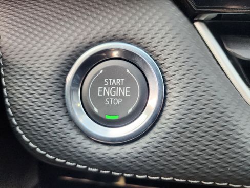 New 2026 Chevrolet Equinox LT w/ Convenience Package II image 31