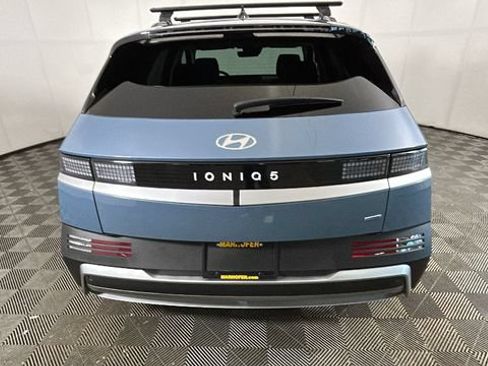 Used 2025 Hyundai Ioniq 5 SEL AWD/4WD image 3