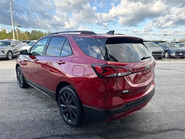 Certified 2024 Chevrolet Equinox RS w/ RS Leather Package AWD/4WD image 4