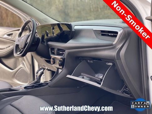 Used 2024 Buick Encore GX Sport Touring image 19