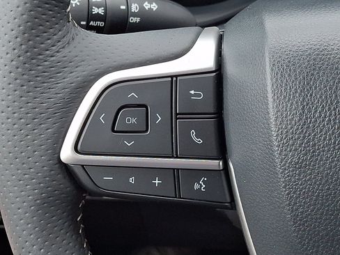 Certified 2026 Toyota Sienna Platinum AWD/4WD image 23