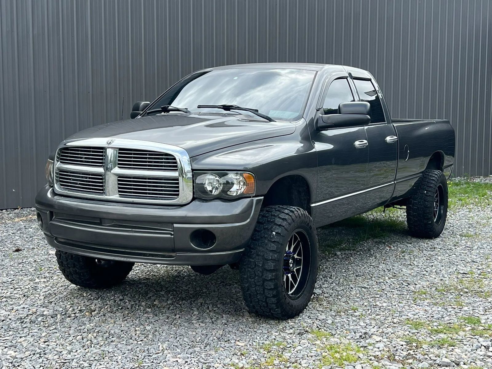 Used 2004 Dodge Ram 2500 Truck SLT w/ Trailer Tow Group AWD/4WD image 1