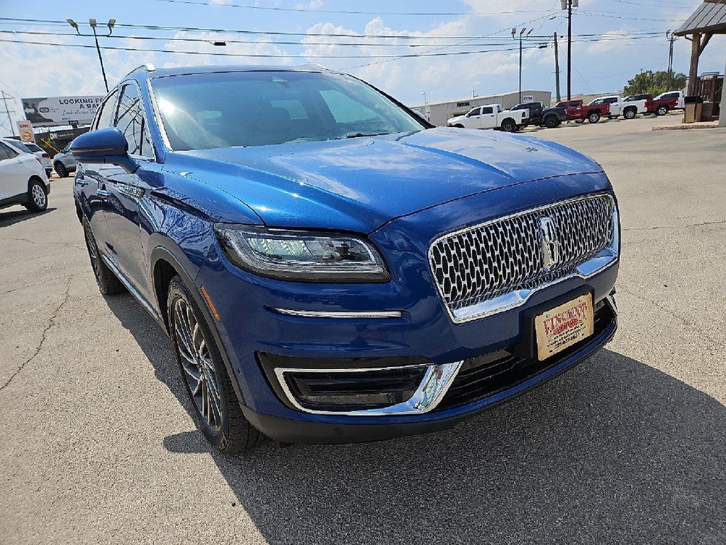 Used 2020 Lincoln Nautilus Reserve w/ Equipment Group 201A FWD image 11