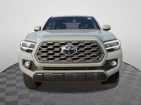 Used 2023 Toyota Tacoma TRD Off-Road AWD/4WD image 5