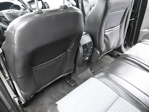 Used 2018 Ford Escape SE w/ SE Sport Appearance Package FWD image 27