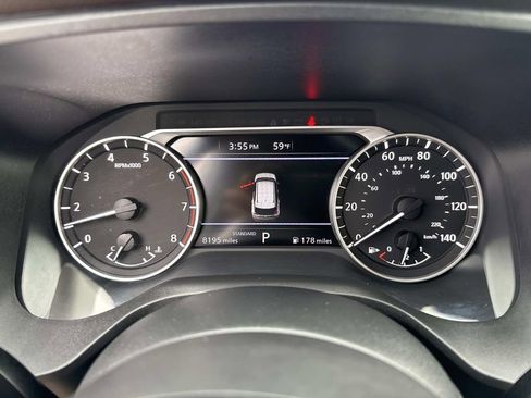 Used 2023 Nissan Rogue SV image 37