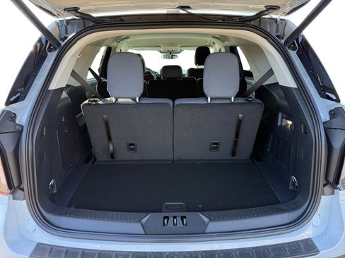 New 2026 Ford Explorer Active image 17