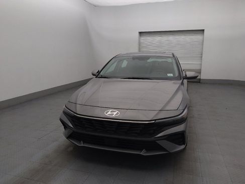 Used 2025 Hyundai Elantra SEL image 15