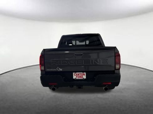 Used 2025 Honda Ridgeline RTL image 4