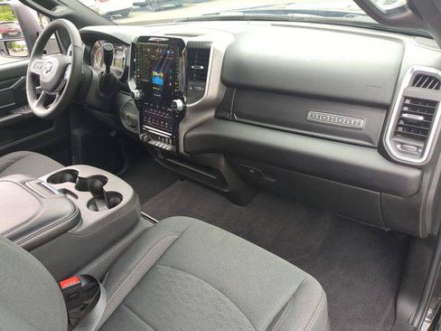 Certified 2025 RAM 2500 Big Horn AWD/4WD image 19