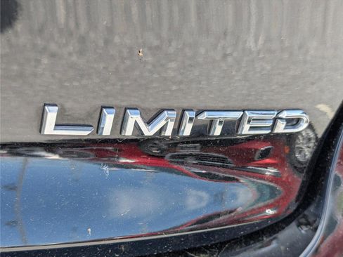 Used 2023 Toyota Crown Limited w/ Advanced Technology Package image 9