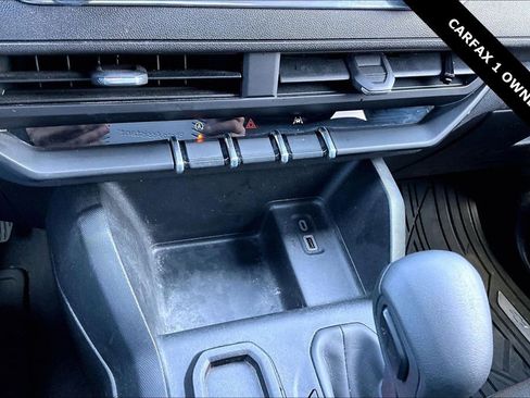 Used 2024 Chevrolet Colorado W/T image 16