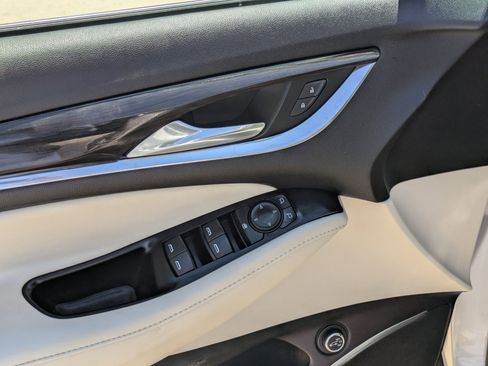 Certified 2023 Buick Enclave Essence w/ Experience Buick Package image 12