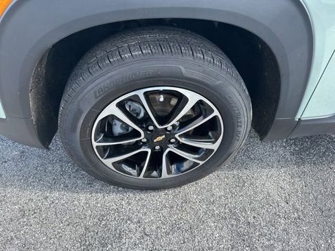 Used 2025 Chevrolet TrailBlazer LT image 50