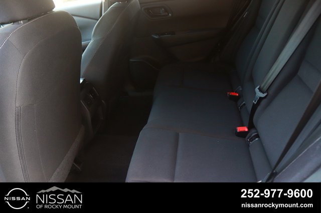 Used 2024 Nissan Rogue S AWD/4WD image 14
