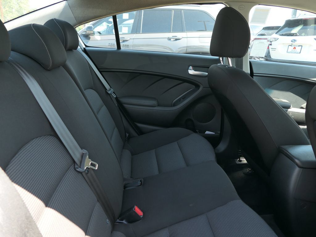 Used 2017 Kia Forte LX FWD image 22