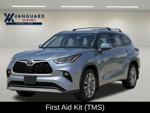 Used 2021 Toyota Highlander Platinum AWD/4WD image 5