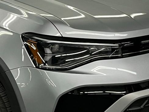 New 2025 Volkswagen Taos SE image 40