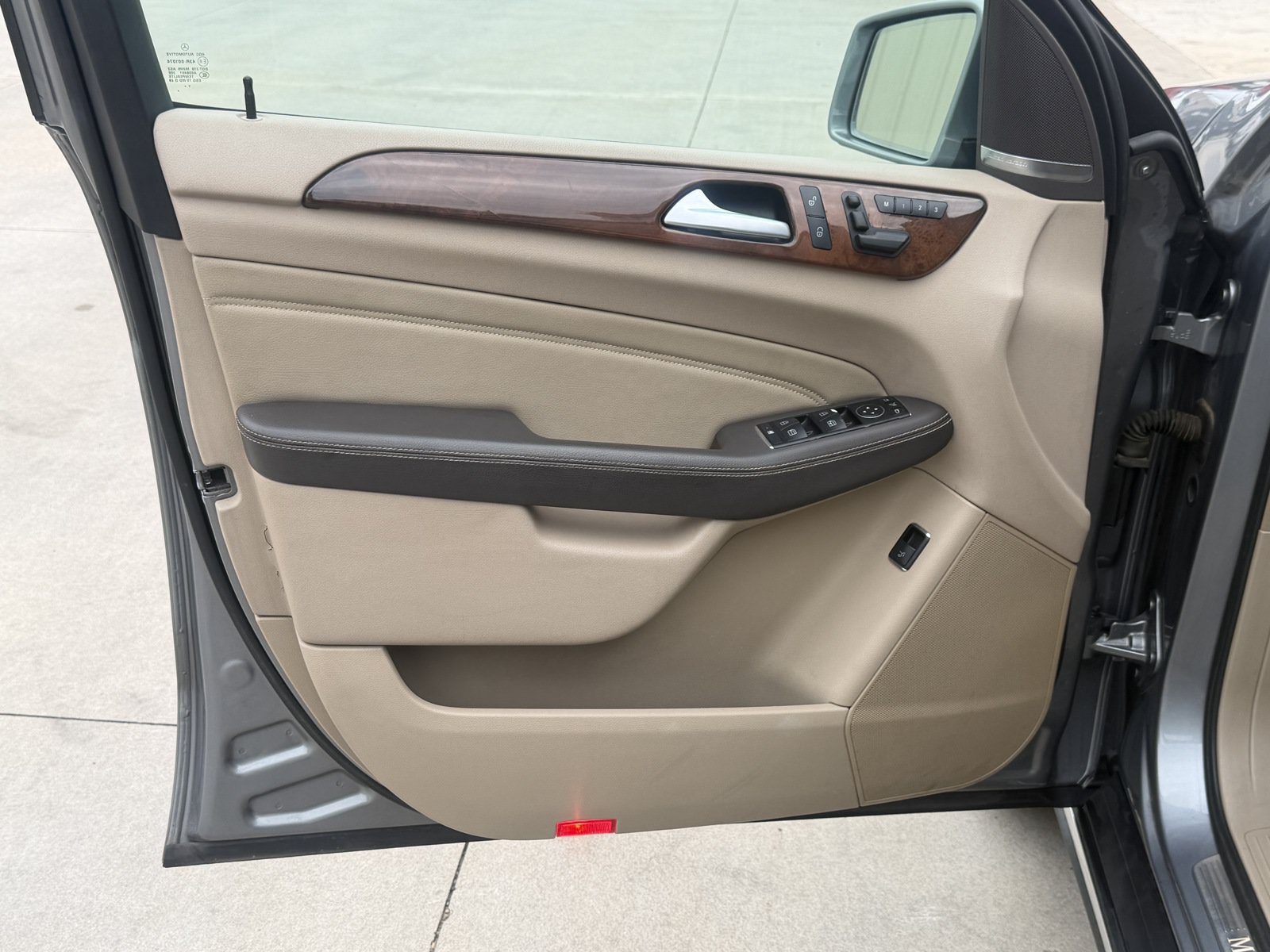 Used 2012 Mercedes-Benz ML 350 BlueTEC 4MATIC image 22