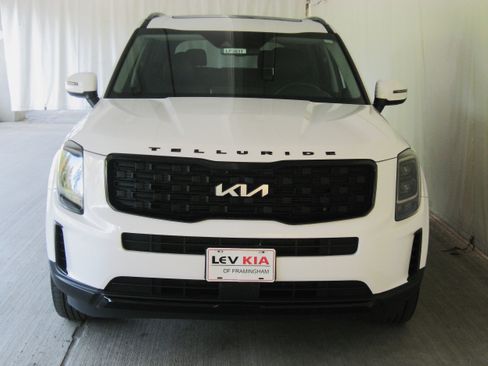 Certified 2022 Kia Telluride EX w/ EX Premium Package image 5