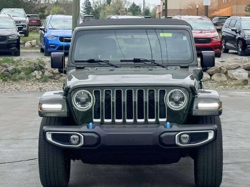 Used 2023 Jeep Wrangler Unlimited Sahara w/ Cold Weather Group AWD/4WD image 2