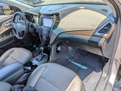 Used 2017 Hyundai Santa Fe Sport FWD image 19