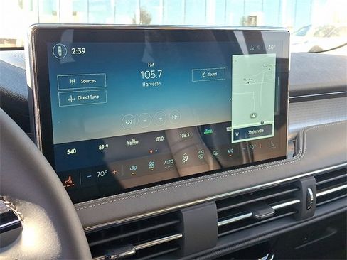 New 2025 Lincoln Corsair Premiere image 7