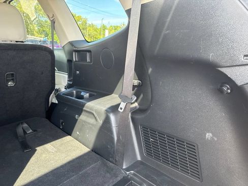 Used 2020 Kia Telluride S w/ S 8 Passenger Seating Package FWD image 17