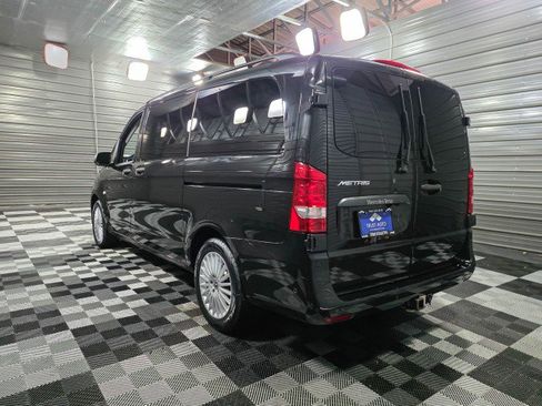 Used 2019 Mercedes-Benz Metris Passenger image 7