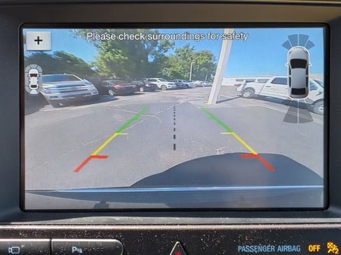 Used 2019 Ford Explorer Limited w/ Limited Luxury Package image 16