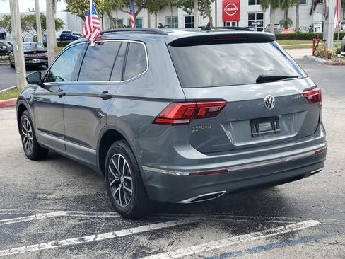 Used 2020 Volkswagen Tiguan SE image 5