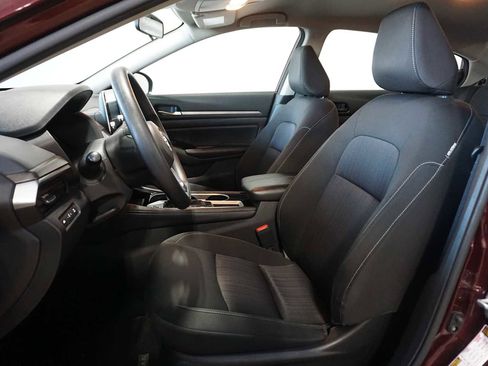 Used 2023 Nissan Altima 2.5 SV image 14