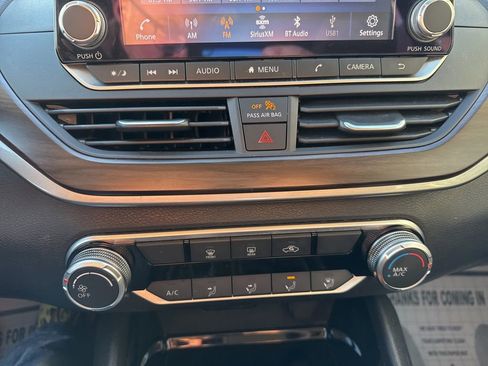 Used 2024 Nissan Altima 2.5 SV image 46