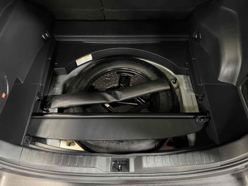 Used 2021 Toyota RAV4 Limited w/ Carpet Mat Package (TMS) image 76