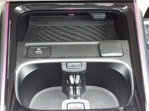 Certified 2025 Mercedes-Benz GLA 250 4MATIC image 20