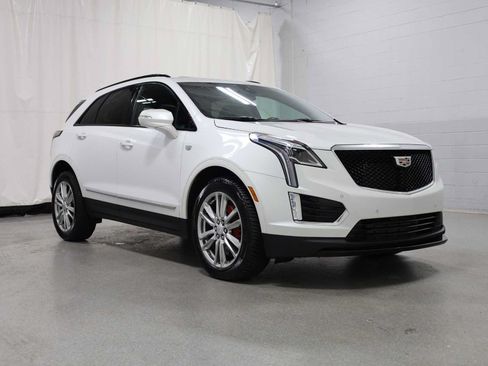 Used 2023 Cadillac XT5 Sportv w/ LPO, Floor Liner Package AWD/4WD image 13