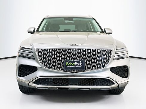 Used 2025 Genesis GV80 2.5T Standard AWD/4WD image 2