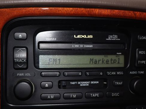 Used 2001 Lexus LX 470 Base image 16