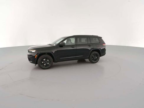 New 2025 Jeep Grand Cherokee L Laredo image 5