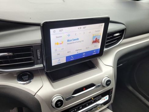 Certified 2022 Ford Explorer XLT w/ Equipment Group 202A image 21