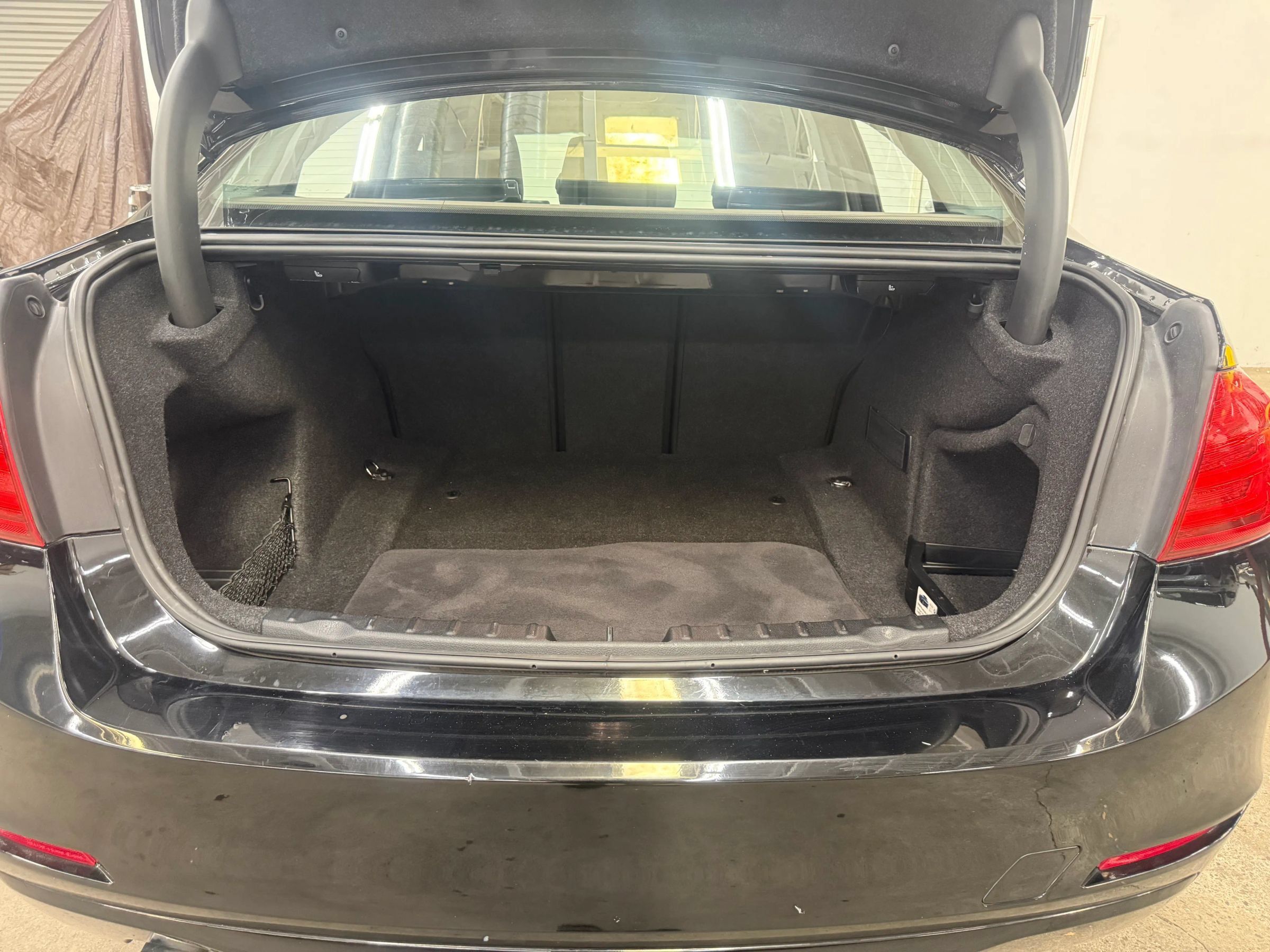 Used 2015 BMW 328i Sedan RWD image 27