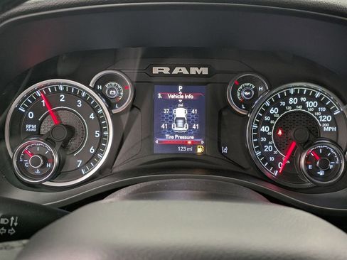 Used 2025 RAM 1500 Big Horn AWD/4WD image 19